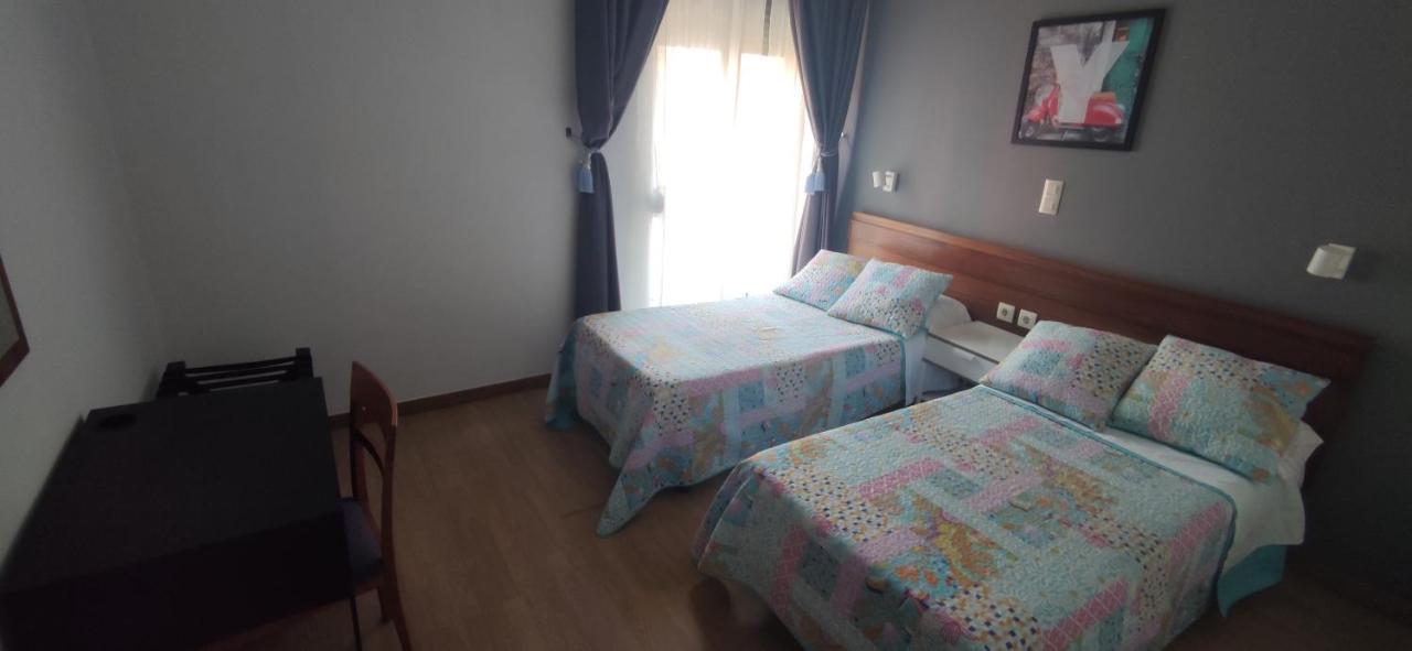 Hostal Felipe V Madrid Exterior foto
