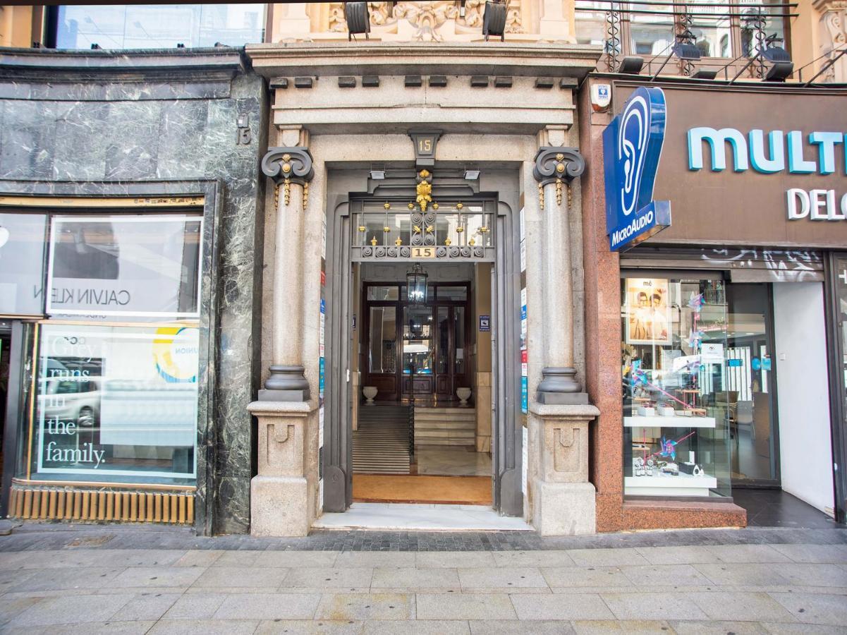 Hostal Felipe V Madrid Exterior foto
